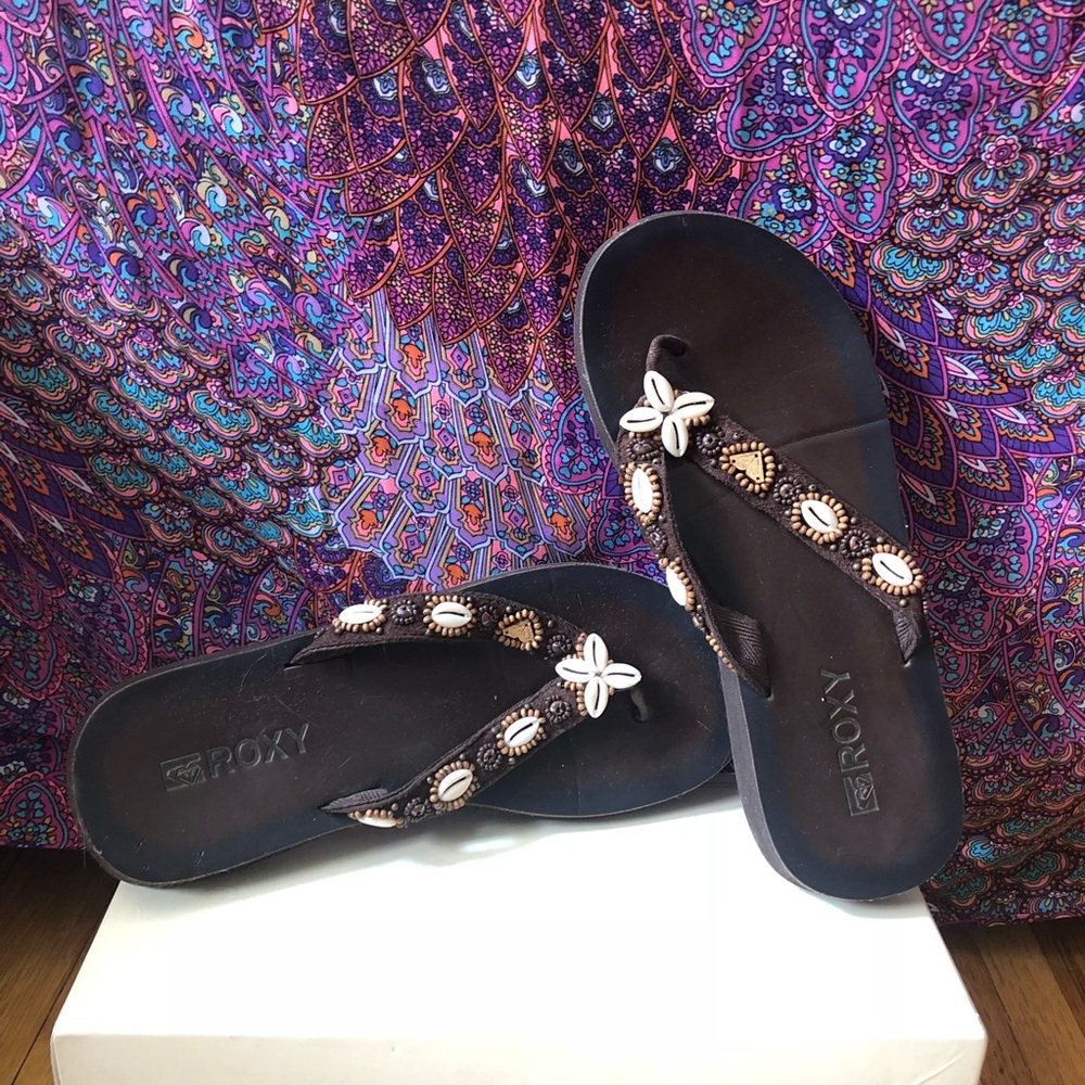 Roxy sandals